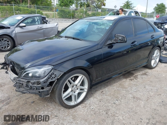 2009 Mercedes-Benz C-Class 3.5L Sport with VIN WDDGF56X89R046740, listed as a IAAI auction lot 41931300 with 150,627 mi miles. Bid and sale history available at carsss.com. Image 17.