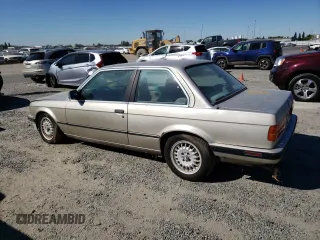 1987 BMW 3 Series 325 with VIN WBAAB5402H9699366, listed as a Copart auction lot 69994654 with 272,865 mi miles and Salvage Title. Bid and sale history available at carsss.com. Image 2.