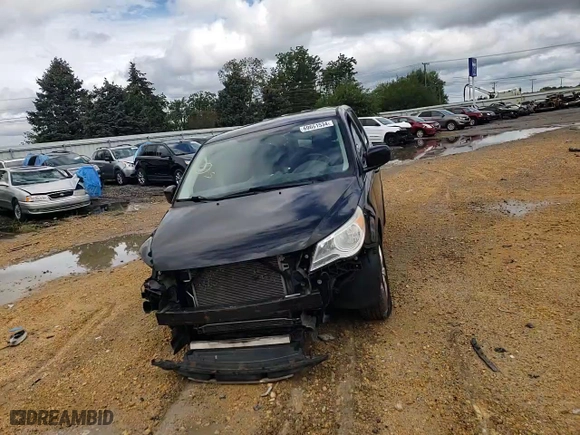 2010 Volkswagen Routan SE with VIN 2V4RW3D19AR242518, listed as a Copart auction lot 69651534 with 172,874 mi miles and Salvage Title. Bid and sale history available at carsss.com. Image 11.