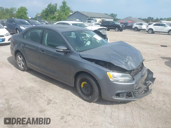 2012 Volkswagen Jetta TDI w/Premium & Nav с VIN 3VWLL7AJ1CM394756, выставлен на аукционе IAAI как лот 42378030 с пробегом 130 515 миль миль и . История ставок и продаж доступна на DreamBid. Изображение 1.