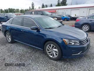 2018 Volkswagen Passat SE z VIN 1VWBA7A3XJC019577, wystawiony jako IAAI lot #42246542 z przebiegiem 71 130 mil mil oraz . Historia ofert i sprzedaży dostępna na DreamBid. Obrazek 1.