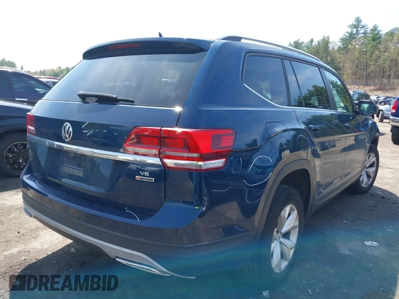 2019 Volkswagen Atlas S with VIN 1V2GR2CA6KC552560, listed as a IAAI auction lot 42154712 with 68,906 mi miles and . Bid and sale history available at DreamBid. Image 4.