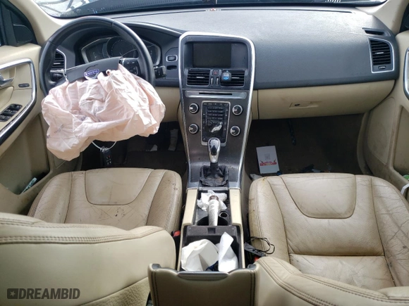 2014 Volvo XC60 3.2L with VIN YV4952DL5E2543023, listed as a Copart auction lot 44925535 with 113,434 mi miles and Salvage Title. Bid and sale history available at carsss.com. Image 8.
