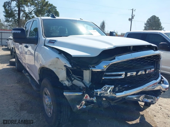 2024 Ram 2500 Tradesman with VIN 3C6UR5HJ1RG327380, listed as a IAAI auction lot 41729204 with 3,912 mi miles. Bid and sale history available at carsss.com. Image 6.
