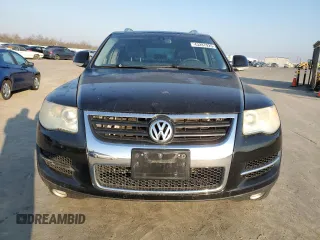 2009 Volkswagen Touareg VR6 с VIN WVGBE77L29D022277, выставлен на аукционе Copart как лот 43287925 с пробегом 184 860 миль миль и Списание • Salvage title. История ставок и продаж доступна на DreamBid. Изображение 5.