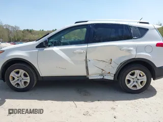 2015 Toyota RAV4 LE with VIN JTMBFREV4FJ039662, listed as a IAAI auction lot 42098292 with 161,534 mi miles. Bid and sale history available at carsss.com. Image 14.