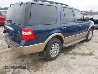 2013 Ford Expedition XLT with VIN 1FMJU1H51DEF27015, listed as a IAAI auction lot 42421404 with 147,671 mi miles and . Bid and sale history available at DreamBid. Image 4.