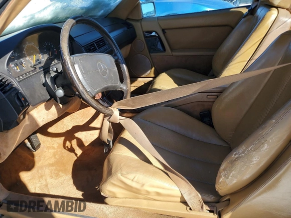 1991 Mercedes-Benz 300 with VIN WDBFA61E7MF020011, listed as a Copart auction lot 84235894 with Not Provided miles and Salvage Title. Bid and sale history available at DreamBid. Image 7.