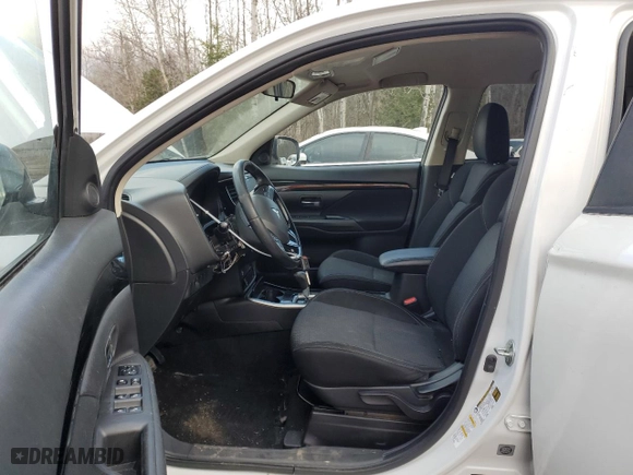 2019 Mitsubishi Outlander ES with VIN JA4AZ2A30KZ605837, listed as a Copart auction lot 82140434 with 91,691 mi miles and Clean Title. Bid and sale history available at carsss.com. Image 7.