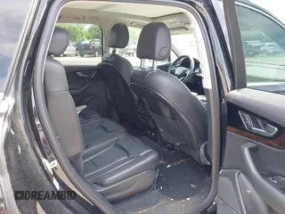 2018 Audi Q7 Premium Plus z VIN WA1LAAF74JD034810, wystawiony jako IAAI lot #42307500 z przebiegiem 102 538 mil mil oraz . Historia ofert i sprzedaży dostępna na DreamBid. Obrazek 8.