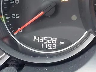2014 Porsche Cayenne с VIN WP1AA2A28ELA93500, выставлен на аукционе IAAI как лот 42269929 с пробегом 143 528 миль миль и . История ставок и продаж доступна на DreamBid. Изображение 16.