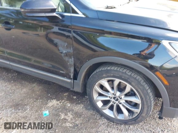 2016 Lincoln MKC Select с VIN 5LMCJ2D96GUJ21058, выставлен на аукционе IAAI как лот 42204987 с пробегом 160 318 миль миль и . История ставок и продаж доступна на DreamBid. Изображение 17.