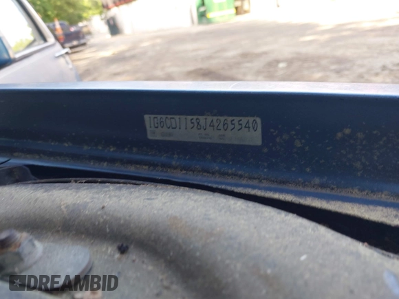 1988 Cadillac DeVille z VIN 1G6CD1158J4265540, wystawiony jako IAAI lot #42512965 z przebiegiem 50 895 mil mil oraz . Historia ofert i sprzedaży dostępna na DreamBid. Obrazek 9.