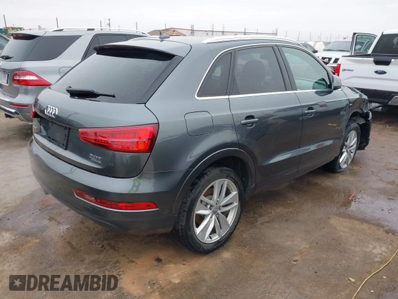 2018 Audi Q3 Premium Plus with VIN WA1JCCFS4JR001486, listed as a IAAI auction lot 41542514 with 70,112 mi miles. Bid and sale history available at carsss.com. Image 4.