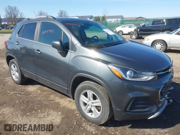 2017 Chevrolet Trax LT with VIN KL7CJPSB5HB211919, listed as a IAAI auction lot 41933915 with 92,915 mi miles and . Bid and sale history available at carsss.com. Image 1.