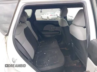 2014 Kia Soul with VIN KNDJN2A27E7010962, listed as a IAAI auction lot 42024098 with 97,370 mi miles. Bid and sale history available at carsss.com. Image 8.
