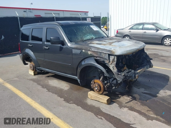 2011 Dodge Nitro Heat z VIN 1D4PT4GX1BW506231, wystawiony jako IAAI lot #42259663 z przebiegiem 179 355 mil mil oraz . Historia ofert i sprzedaży dostępna na DreamBid. Obrazek 1.