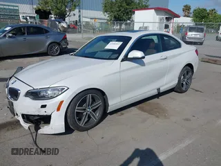 2017 BMW 2 Series 230i с VIN WBA2F9C36HV983909, выставлен на аукционе IAAI как лот 42180503 с пробегом 44 037 миль миль и . История ставок и продаж доступна на DreamBid. Изображение 17.