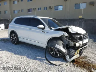 2022 Volkswagen Tiguan SEL R-Line with VIN 3VV4B7AX7NM116561, listed as a Copart auction lot 47264305 with 31,041 mi miles and Non Repairable. Bid and sale history available at carsss.com. Image 4.