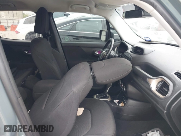 2017 Jeep Renegade Latitude with VIN ZACCJABB7HPG62825, listed as a IAAI auction lot 41919378 with 105,184 mi miles and . Bid and sale history available at DreamBid. Image 5.