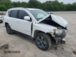 2016 Jeep Compass Latitude with VIN 1C4NJCEA4GD614932, listed as a Copart auction lot 60508845 with 144,833 mi miles and Salvage title. Bid and sale history available at DreamBid. Image 4.