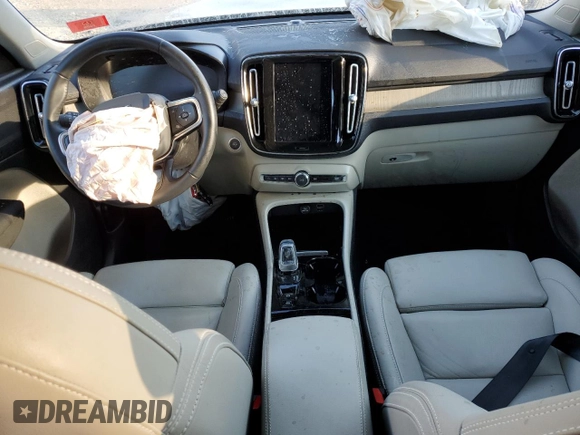 2020 Volvo XC40 Inscription z VIN YV4162UL6L2284663, wystawiony jako Copart lot #79441554 z przebiegiem Nie podano mil oraz Szkoda całkowita • Salvage title. Historia ofert i sprzedaży dostępna na DreamBid. Obrazek 8.