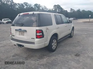 2008 Ford Explorer XLT z VIN 1FMEU73E38UA19636, wystawiony jako IAAI lot #42830537 z przebiegiem 184 548 mil mil oraz . Historia ofert i sprzedaży dostępna na DreamBid. Obrazek 4.