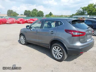 2021 Nissan Rogue Sport S with VIN JN1BJ1AW4MW438055, listed as a IAAI auction lot 40187237 with 68,858 mi miles. Bid and sale history available at carsss.com. Image 3.