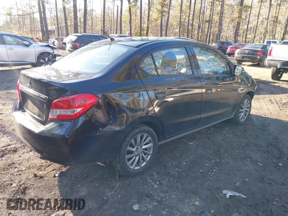 2019 Mitsubishi Mirage ES z VIN ML32F3FJ0KHF09265, wystawiony jako IAAI lot #41660305 z przebiegiem 68 547 mil mil oraz . Historia ofert i sprzedaży dostępna na DreamBid. Obrazek 4.