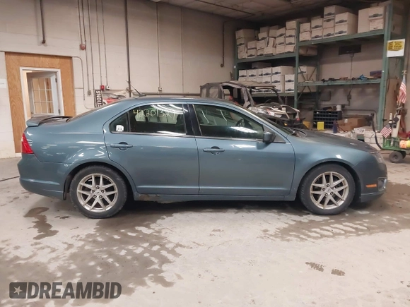 2011 Ford Fusion SEL with VIN 3FAHP0JA3BR265364, listed as a IAAI auction lot 42201329 with 126,000 mi miles. Bid and sale history available at carsss.com. Image 14.