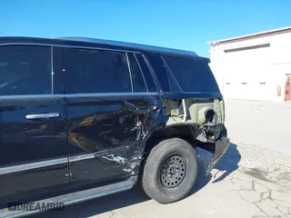 2018 Cadillac Escalade Luxury with VIN 1GYS4BKJ2JR213635, listed as a IAAI auction lot 41663754 with 65,991 mi miles. Bid and sale history available at carsss.com. Image 6.