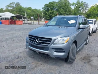 2015 Mercedes-Benz M 350 with VIN 4JGDA5JB9FA587924, listed as a IAAI auction lot 42296749 with 175,708 mi miles and . Bid and sale history available at DreamBid. Image 17.