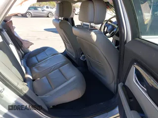 2013 Cadillac XTS Premium z VIN 2G61S5S35D9209252, wystawiony jako IAAI lot #41275066 z przebiegiem 132 311 mil mil oraz . Historia ofert i sprzedaży dostępna na DreamBid. Obrazek 8.