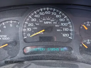 2005 Chevrolet Silverado 1500 Work Truck with VIN 1GCEC14V75Z152255, listed as a IAAI auction lot 42029731 with 270,545 mi miles. Bid and sale history available at carsss.com. Image 16.