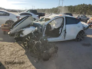 2020 Nissan Altima 2.5 SR with VIN 1N4BL4CV6LC142733, listed as a Copart auction lot 84826984 with 0 mi miles and Salvage Title. Bid and sale history available at carsss.com. Image 1.