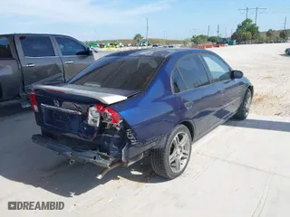 2004 Honda Civic LX with VIN 2HGES16504H520579, listed as a IAAI auction lot 41978506 with 173,511 mi miles. Bid and sale history available at carsss.com. Image 4.