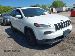 2018 Jeep Cherokee Latitude with VIN 1C4PJLCB5JD620363, listed as a IAAI auction lot 42053891 with 110,720 mi miles. Bid and sale history available at carsss.com. Image 1.