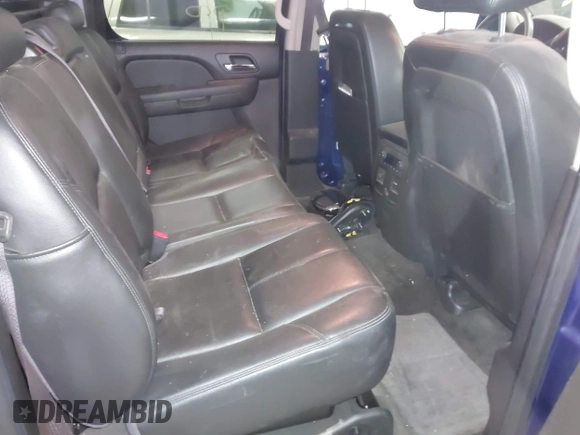 2013 Chevrolet Avalanche LT with VIN 3GNTKFE71DG309629, listed as a IAAI auction lot 42082132 with 139,428 mi miles and . Bid and sale history available at DreamBid. Image 8.