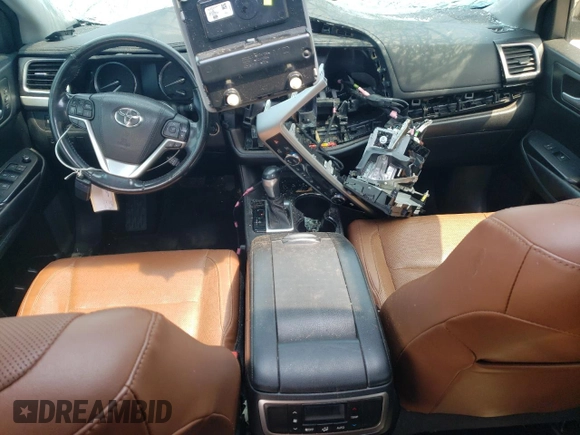 2017 Toyota Highlander Limited with VIN 5TDDZRFH1HS417662, listed as a Copart auction lot 59342485 with 97,800 mi miles and Salvage title. Bid and sale history available at DreamBid. Image 8.