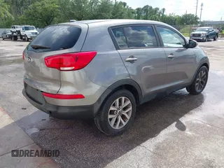 2016 Kia Sportage LX with VIN KNDPBCAC1G7813044, listed as a IAAI auction lot 41976849 with Not Provided miles and . Bid and sale history available at carsss.com. Image 4.