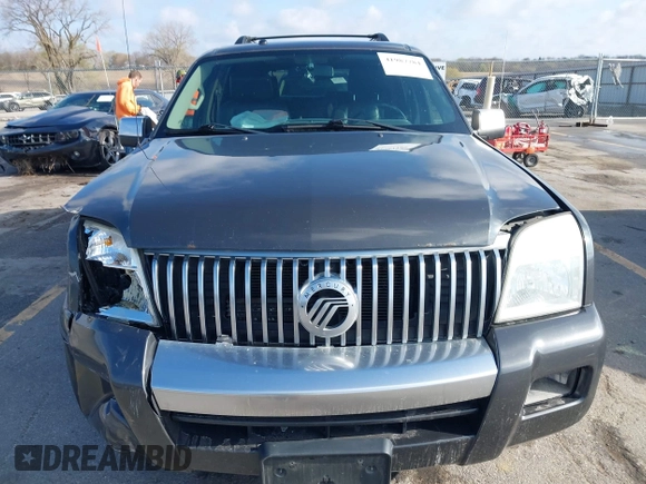 2007 Mercury Mountaineer Premier z VIN 4M2EU48867UJ01519, wystawiony jako IAAI lot #41987784 z przebiegiem 249 668 mil mil oraz . Historia ofert i sprzedaży dostępna na DreamBid. Obrazek 12.