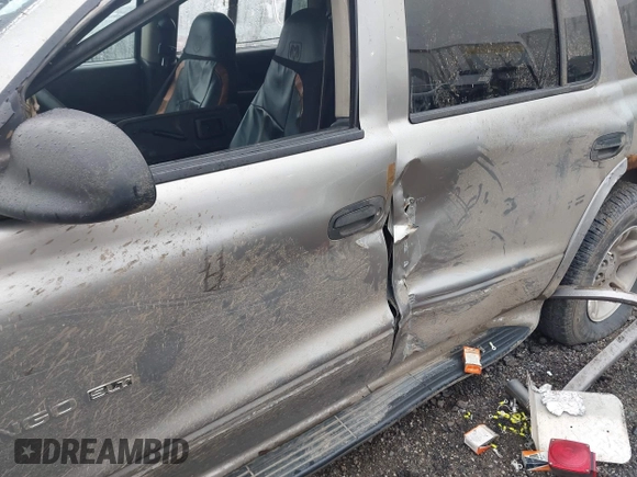 2001 Dodge Durango with VIN 1B4HS28N51F532977, listed as a IAAI auction lot 42450883 with Not provided miles and . Bid and sale history available at DreamBid. Image 6.