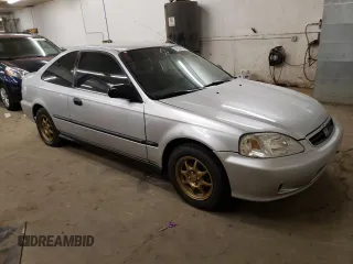 2000 Honda Civic HX with VIN 1HGEJ7125YL108282, listed as a Copart auction lot 78304824 with 200,108 mi miles and Clean Title. Bid and sale history available at carsss.com. Image 4.