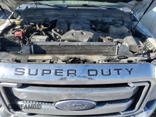 2012 Ford F-350 XL z VIN 1FT8X3B69CEB01417, wystawiony jako Copart lot #89115565 z przebiegiem 230 261 mil mil oraz Szkoda całkowita • Salvage title. Historia ofert i sprzedaży dostępna na DreamBid. Obrazek 11.