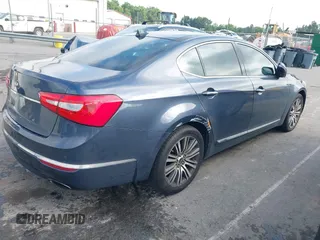 2015 Kia Cadenza Premium z VIN KNALN4D75F5174460, wystawiony jako IAAI lot #42521576 z przebiegiem 172 375 mil mil oraz . Historia ofert i sprzedaży dostępna na DreamBid. Obrazek 4.