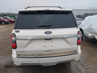 2018 Ford Expedition Platinum with VIN 1FMJU1MT8JEA07636, listed as a IAAI auction lot 41437297 with 100,730 mi miles. Bid and sale history available at carsss.com. Image 17.