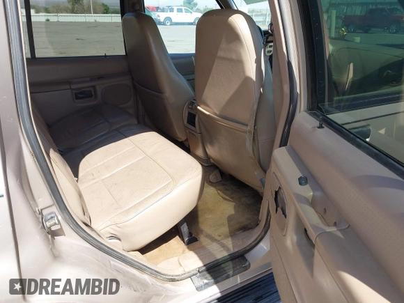 1997 Ford Explorer XL with VIN 1FMDU34E8VZC05433, listed as a IAAI auction lot 42149185 with 385,208 mi miles and . Bid and sale history available at DreamBid. Image 8.