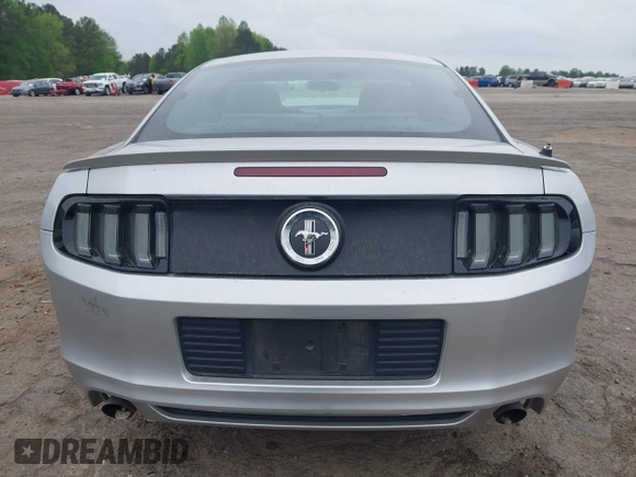 2013 Ford Mustang V6 with VIN 1ZVBP8AM1D5280893, listed as a IAAI auction lot 41951527 with 43,623 mi miles. Bid and sale history available at carsss.com. Image 17.