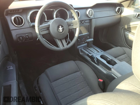 2007 Ford Mustang GT Deluxe with VIN 1ZVFT82HX75259446, listed as a Copart auction lot 43974115 with 129,547 mi miles and Salvage Title. Bid and sale history available at carsss.com. Image 8.
