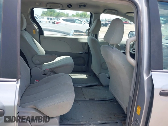 2013 Toyota Sienna L with VIN 5TDZK3DCXDS403672, listed as a IAAI auction lot 42843593 with 178,046 mi miles and . Bid and sale history available at DreamBid. Image 8.